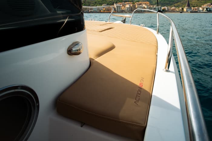 Private tour with skipper along the Taormina coast