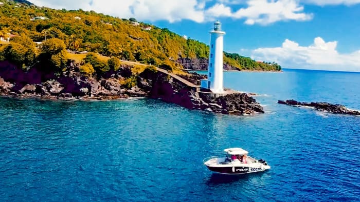 Fuja para Les Saintes de barco – Terre-de-Haut, praias e fundo do mar