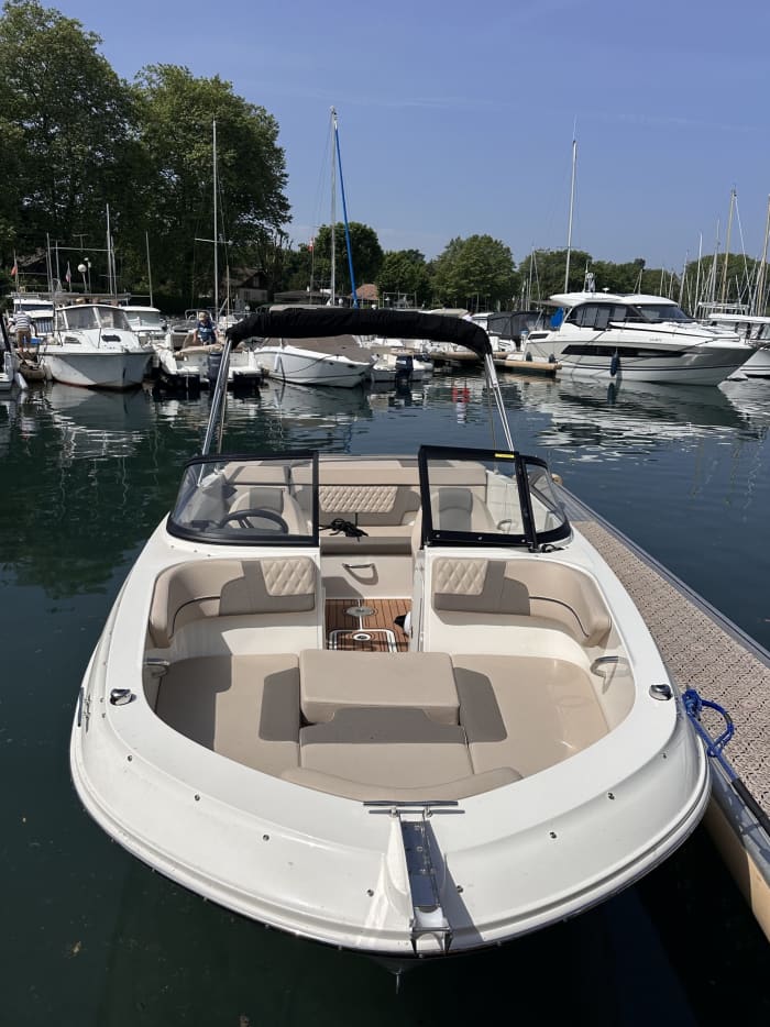 4 Stunden, um Genf mit dem Motorboot zu entdecken