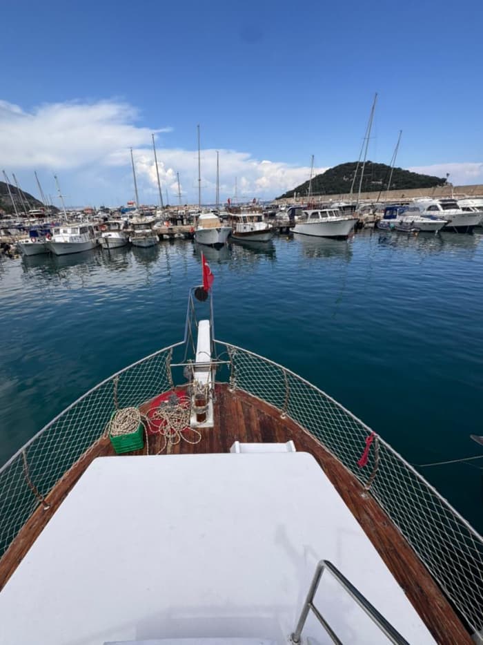 Ontspan 2 uur lang op een motorboot in Antalya.
