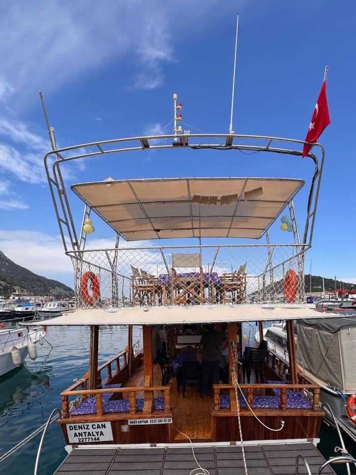 Ontspan 2 uur lang op een motorboot in Antalya.