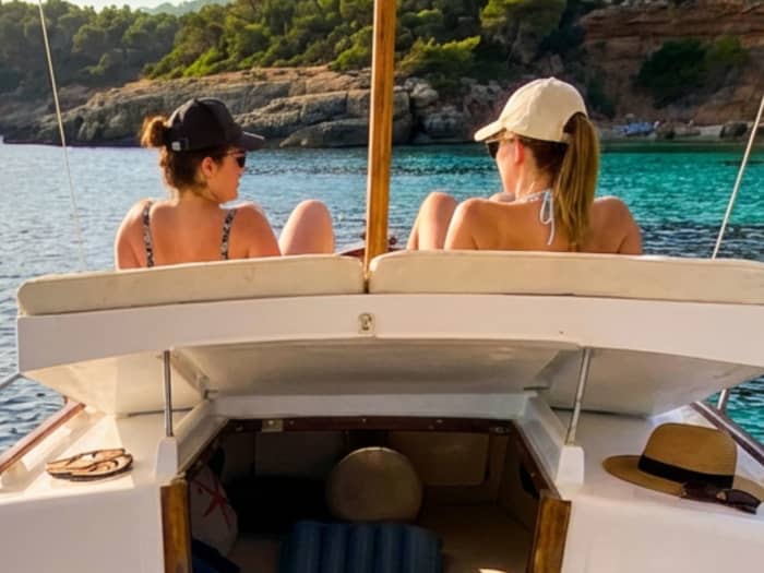 Mallorca: Alcudia: Privéboottocht met snorkelen (2,5 uur)