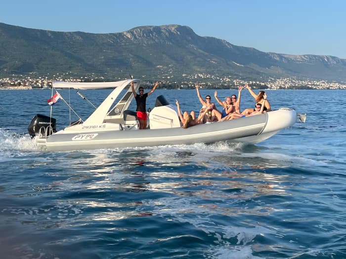 2 uur durende cruise bij zonsondergang: Kastel Stari naar Čiovo en Trogir