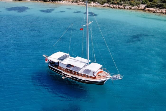 Verken de prachtige baaien van Fethiye aan boord van onze luxe gulet.