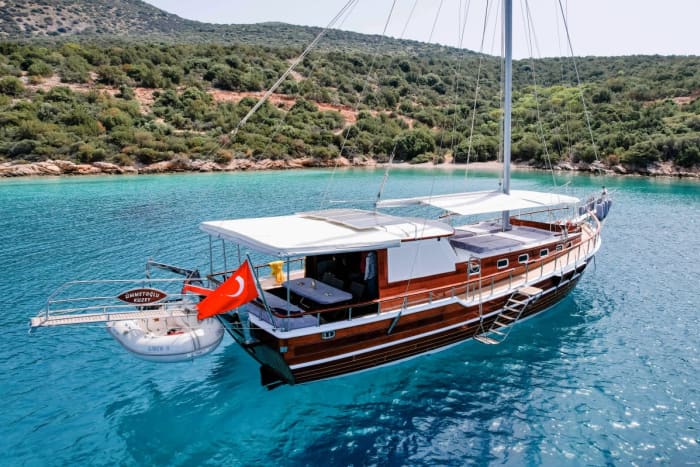 Verken de prachtige baaien van Fethiye aan boord van onze luxe gulet.