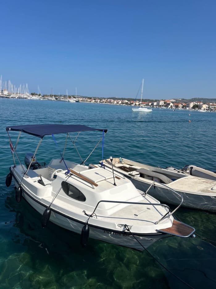 True Adriatic escape: 8h30 in the pristine beauty of Rogoznica