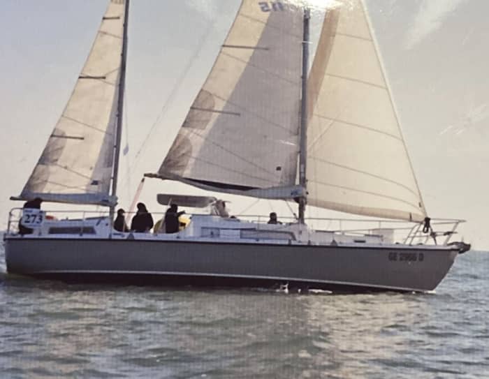 Sailing towards the Gulf of Baratti and the crystal clear waters of Tuscany