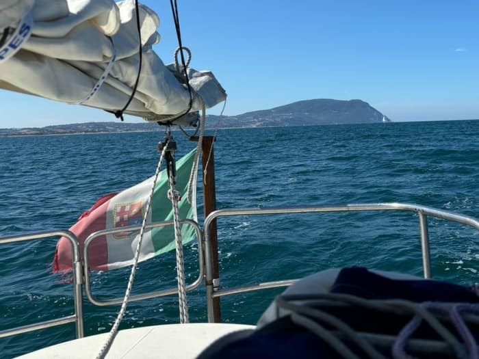 Sailing towards the Gulf of Baratti and the crystal clear waters of Tuscany