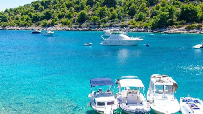 Riviera de las Tres Islas: Zlarin, Prvić y Tiat Bay Escape