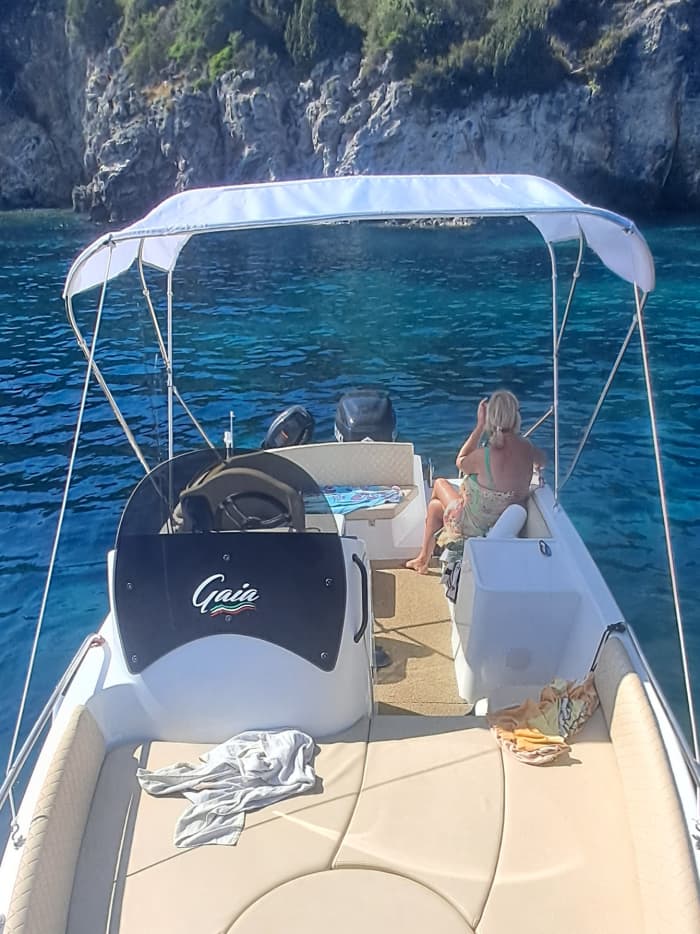 Crucero privado de día completo: Descubre la magia de Paxos y Antipaxos