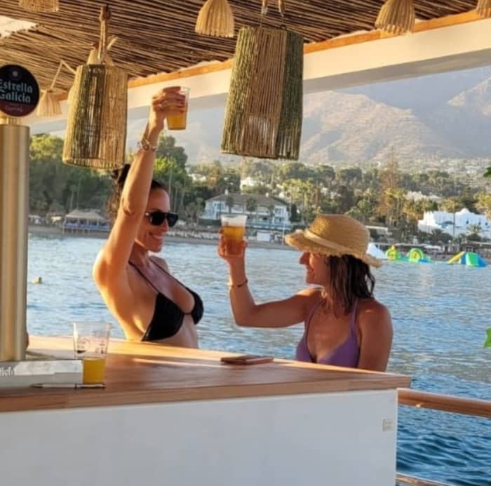 You Won’t Believe This 4-Hour Party on the Sea!