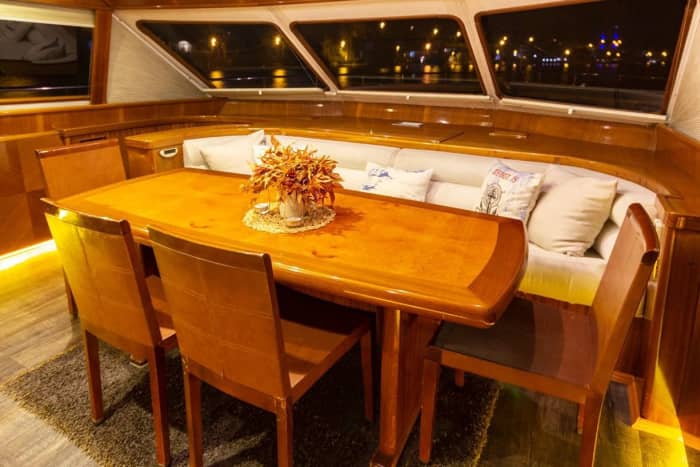 Elegante crociera di 7 ore con cena a Bodrum