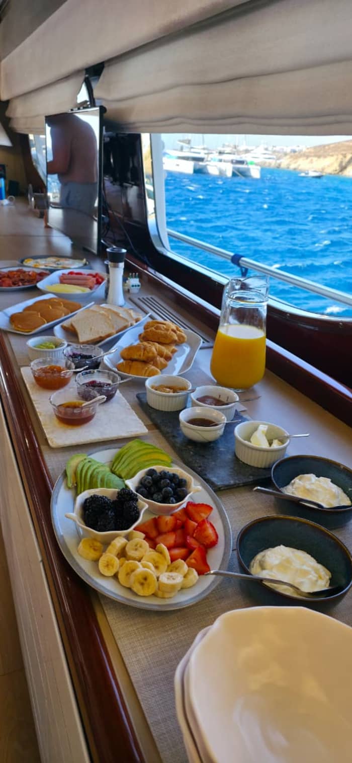 Côte sud de Rhénée, Délos et Mykonos | Croisière privée d'une journée en yacht