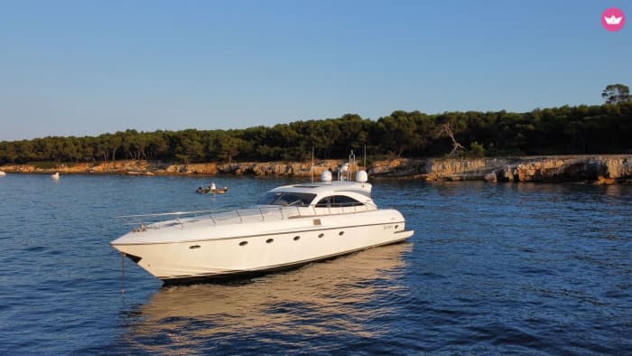 The Signature Escape: 8 hours of prestige in Golfe-Juan