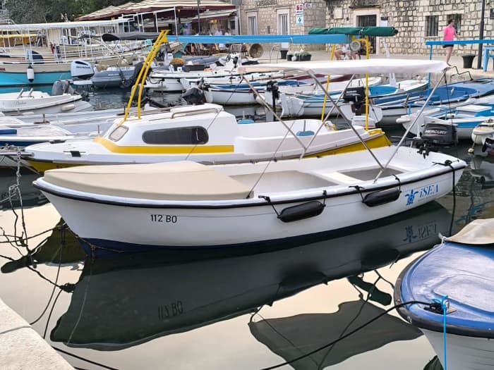 Jouw dag in Bol: Huur een motorboot voor 9 uur ontdekkingstocht