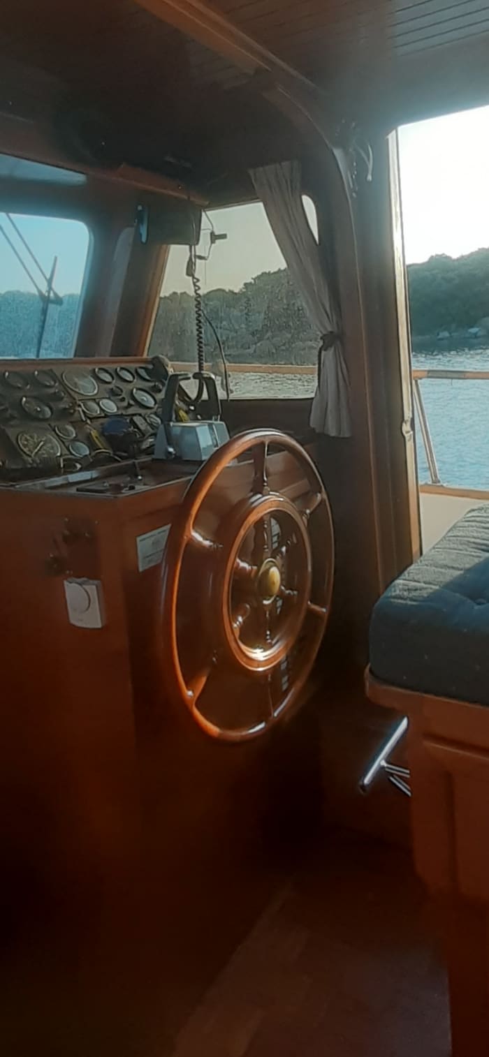 PRICE PER HOUR Private Team Building on the Water – Unique & Tailor-Made Experience Departing from Figari