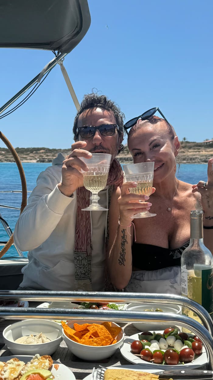 Sunset in the South of Ibiza: 2-Hour Sail with Views of Es Vedrà