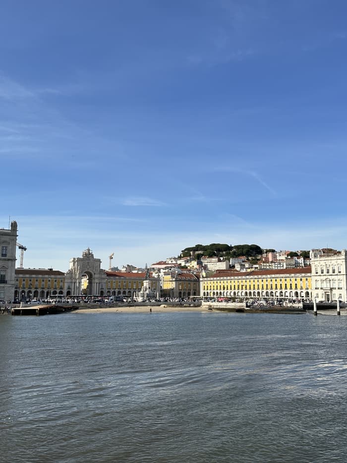 Passeio de barco privado em Lisboa
