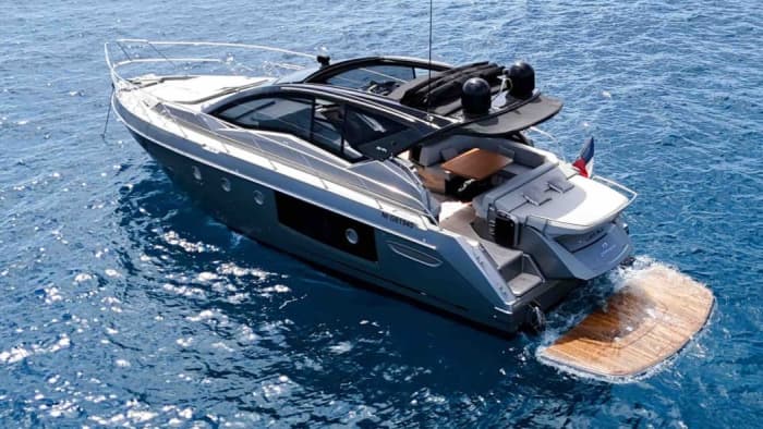 Sunset cruise by private boat