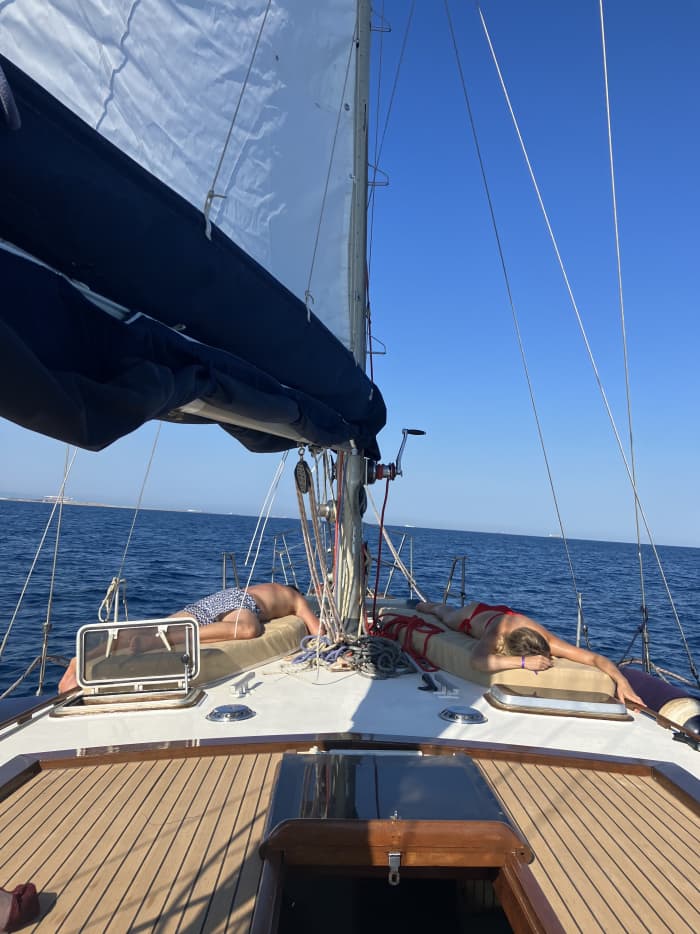 3H – Open Sea Escape: Swim, Sun & Mediterranean Vibes