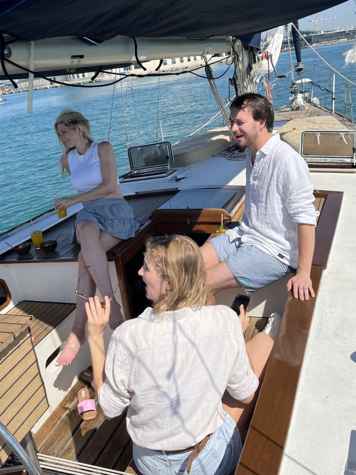 3H – Open Sea Escape: Swim, Sun & Mediterranean Vibes