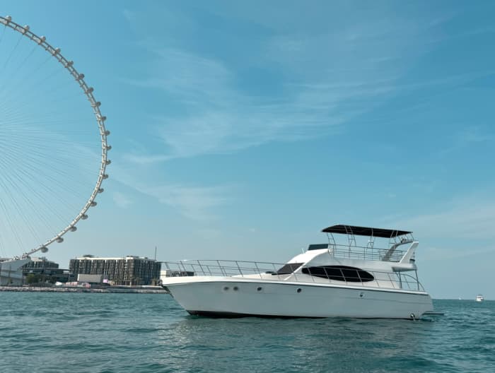 6-Hour Yacht Experience
