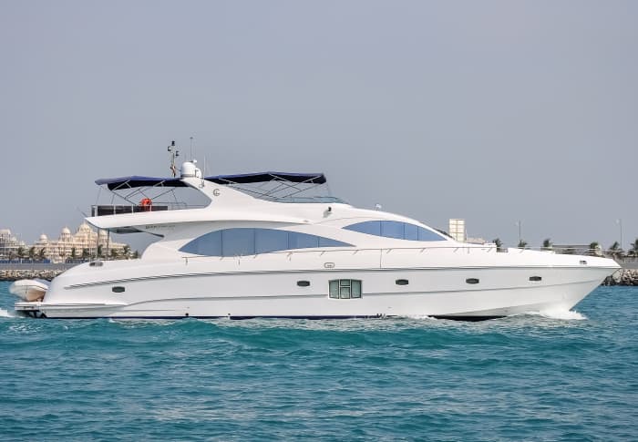 3-stündige Kreuzfahrt – Eleganter Ausflug an Bord einer 27 Meter langen Yacht
