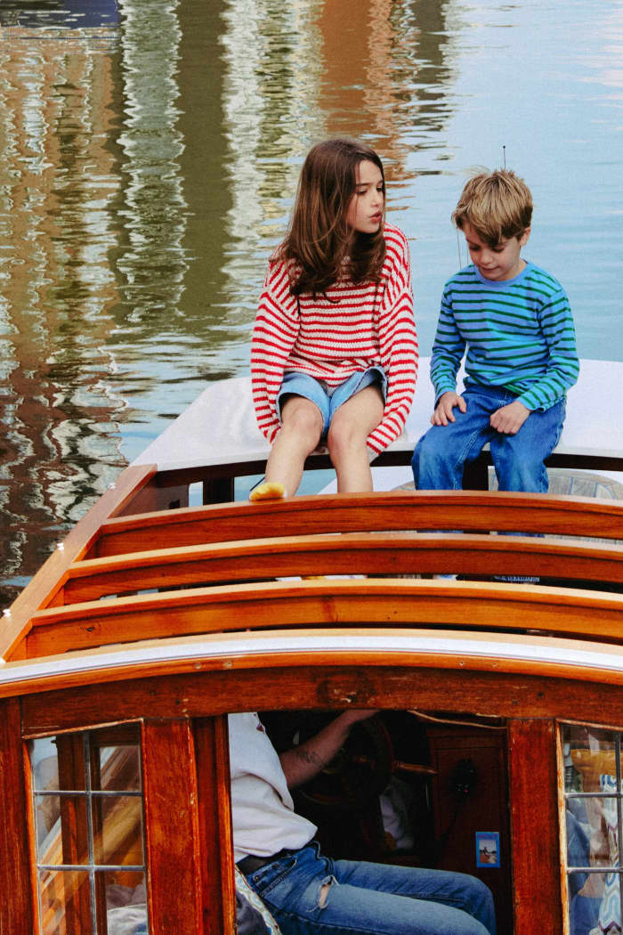 Private Canal Cruise with Local Captains and Hidden Gems – Diana - 1.5h - Max 8p