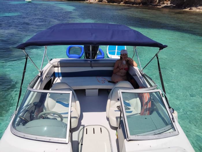 Your private motorboat for a day in Cannes