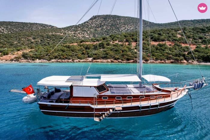 Sereniteit bij zonsondergang in Bodrum: avondtour langs de kust