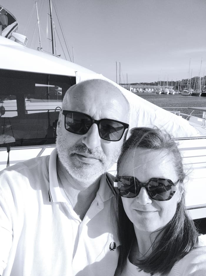 Make every moment count: A full day of sun around Antibes on a motorboat