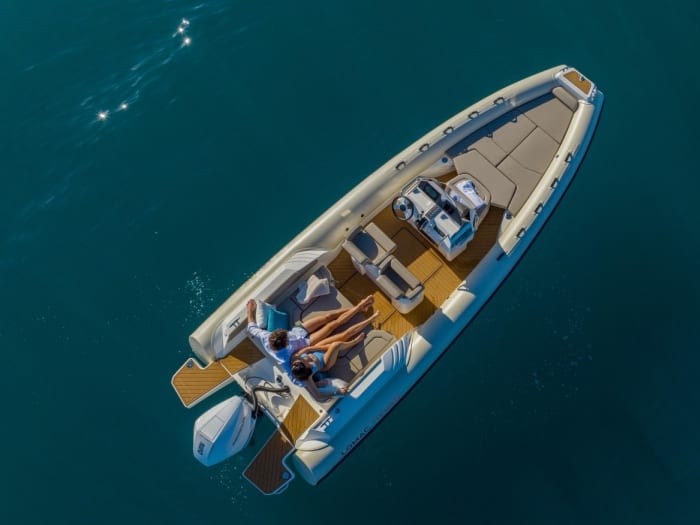Une journée dans la province de Reggio de Calabre, à bord d'un bateau à moteur