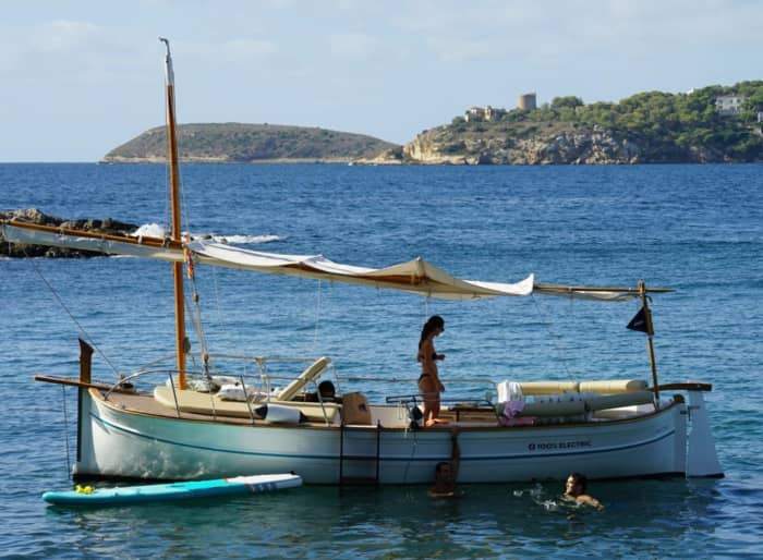 Dagcruise op Mallorca – Privécharter vanuit Puerto Portals