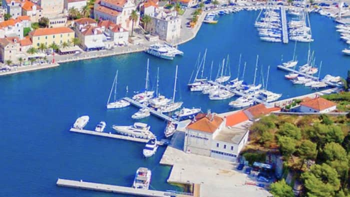 Few hours beautifull Island Brač private tour