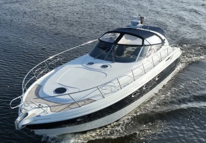 Din VIP-resa till Blanes: En 4 timmars resa på en motoryacht