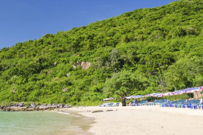 Expérience privée de 4 heures en yacht à Koh Larn et Koh Sak