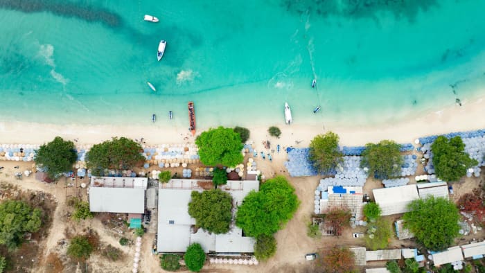 Expérience privée de 4 heures en yacht à Koh Larn et Koh Sak