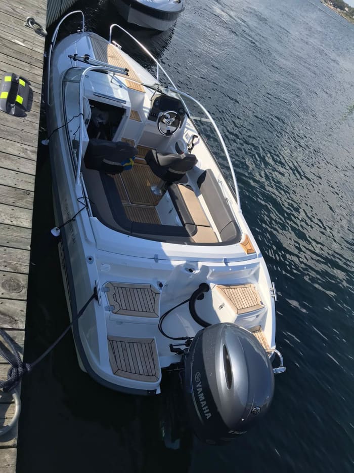 Location de bateau à moteur à la journée à Göteborg