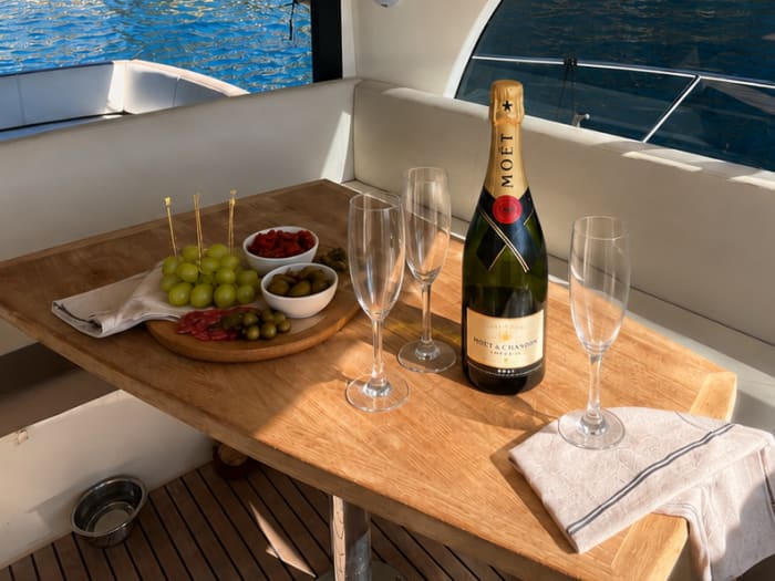 ☀️ День на частной яхте – Prestige 440S – Seabob включен в стоимость