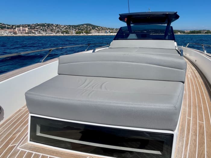 Journée privée en yacht moderne – French Riviera