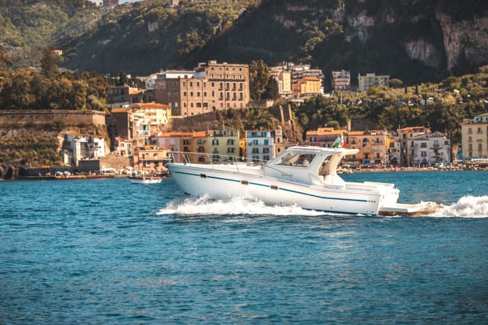 The Magic of Capri by Boat