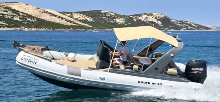 4 uur om Stara Novalja op een motorboot te verkennen