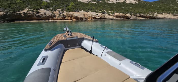 4 uur om Stara Novalja op een motorboot te verkennen