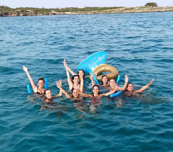7,5-stündige Luxus-Segeltour zum Punta Prosciutto Paradise