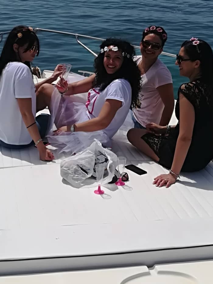 7,5-stündige Luxus-Segeltour zum Punta Prosciutto Paradise