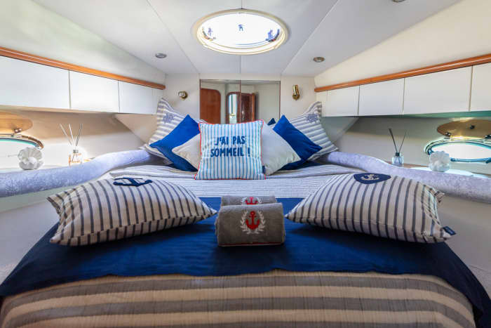 Bodrum Bay-Hopping Boat Tour with Lunch