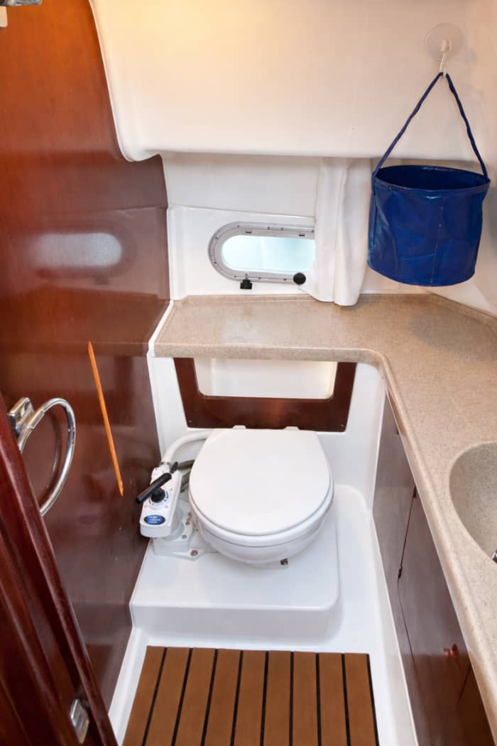 Évasion aux Îles de Lérins : Eaux Turquoises & Nature Préservée (Journée complète)