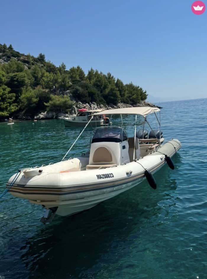 Sole e mare: crociera di mezza giornata a Makarska