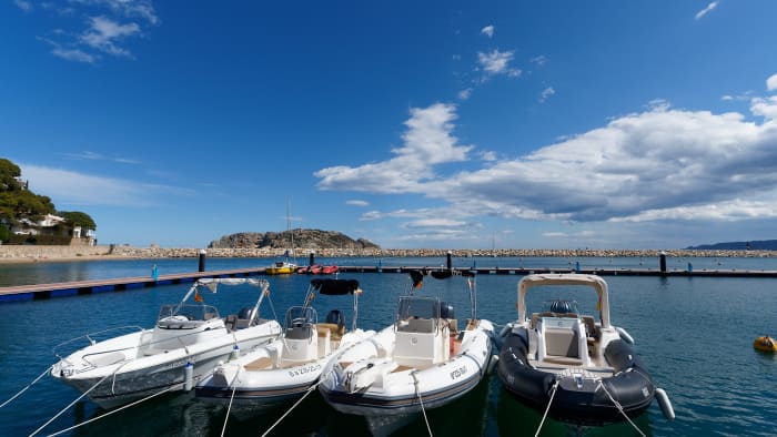 Excursion en bateau d'une demi-journée sur la Costa Brava au départ de L'Estartit – Îles Medes et criques cachées