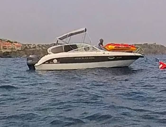 Enjoy a half-day on a motorboat in Saint-Cyprien
